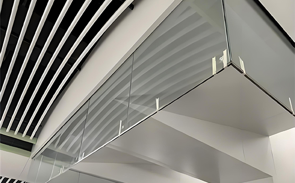 肃州玻璃挡烟垂壁