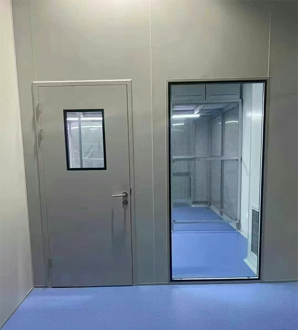 学校教学楼完成肃州防火门标准化安装